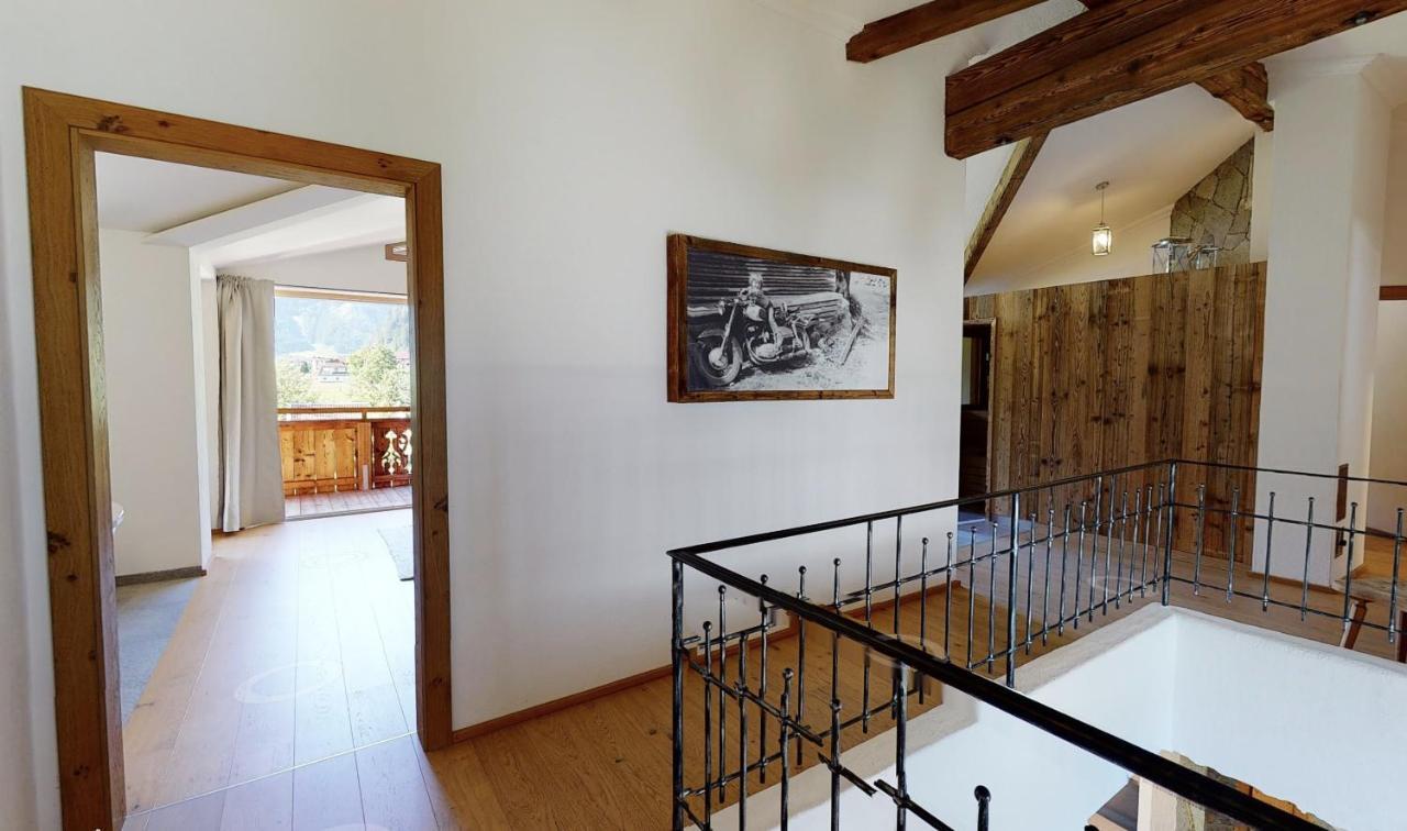 Appartements "Da Zillertaler Und Die Geigerin" Mayrhofen Exterior photo