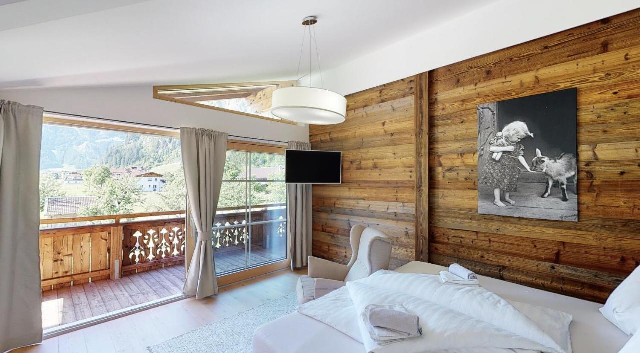 Appartements "Da Zillertaler Und Die Geigerin" Mayrhofen Exterior photo