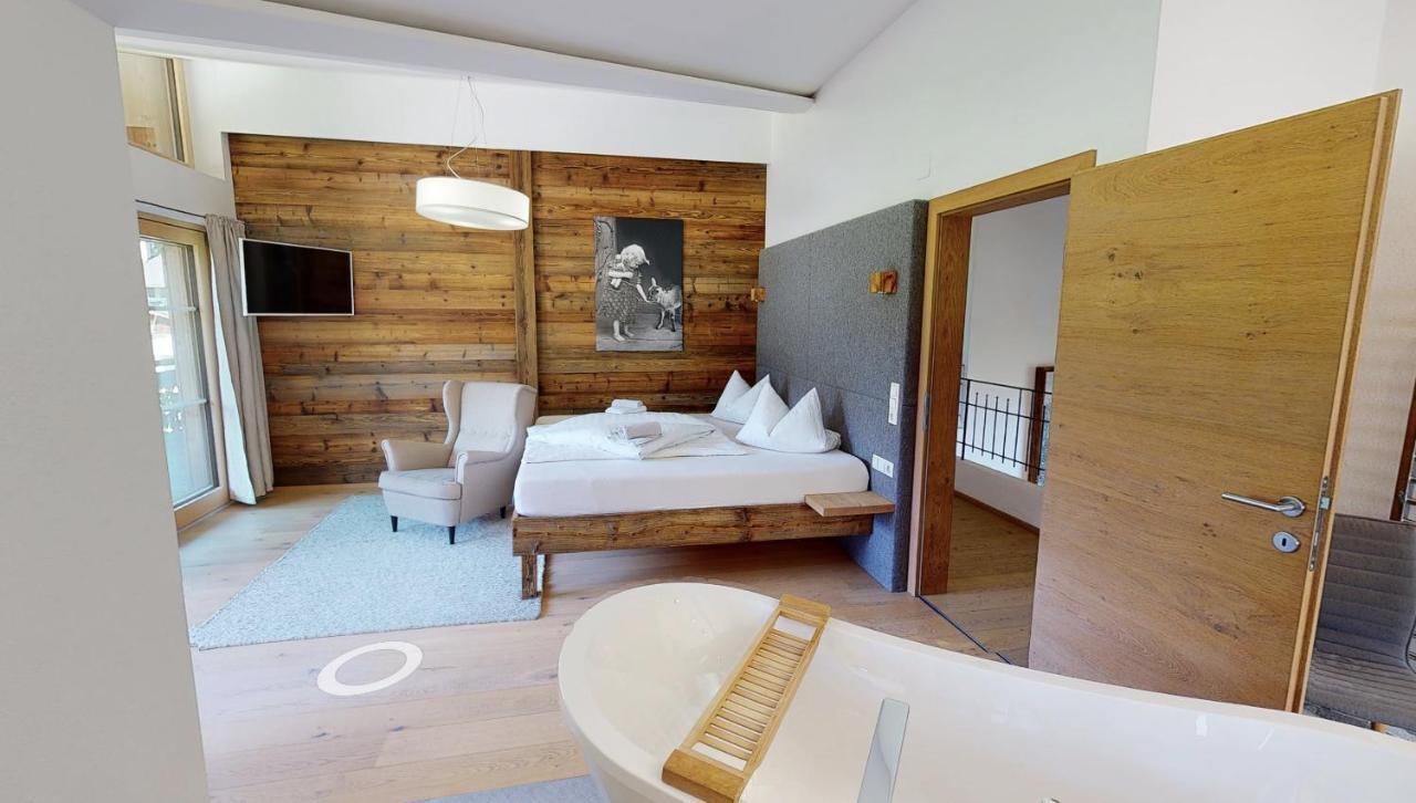 Appartements "Da Zillertaler Und Die Geigerin" Mayrhofen Exterior photo