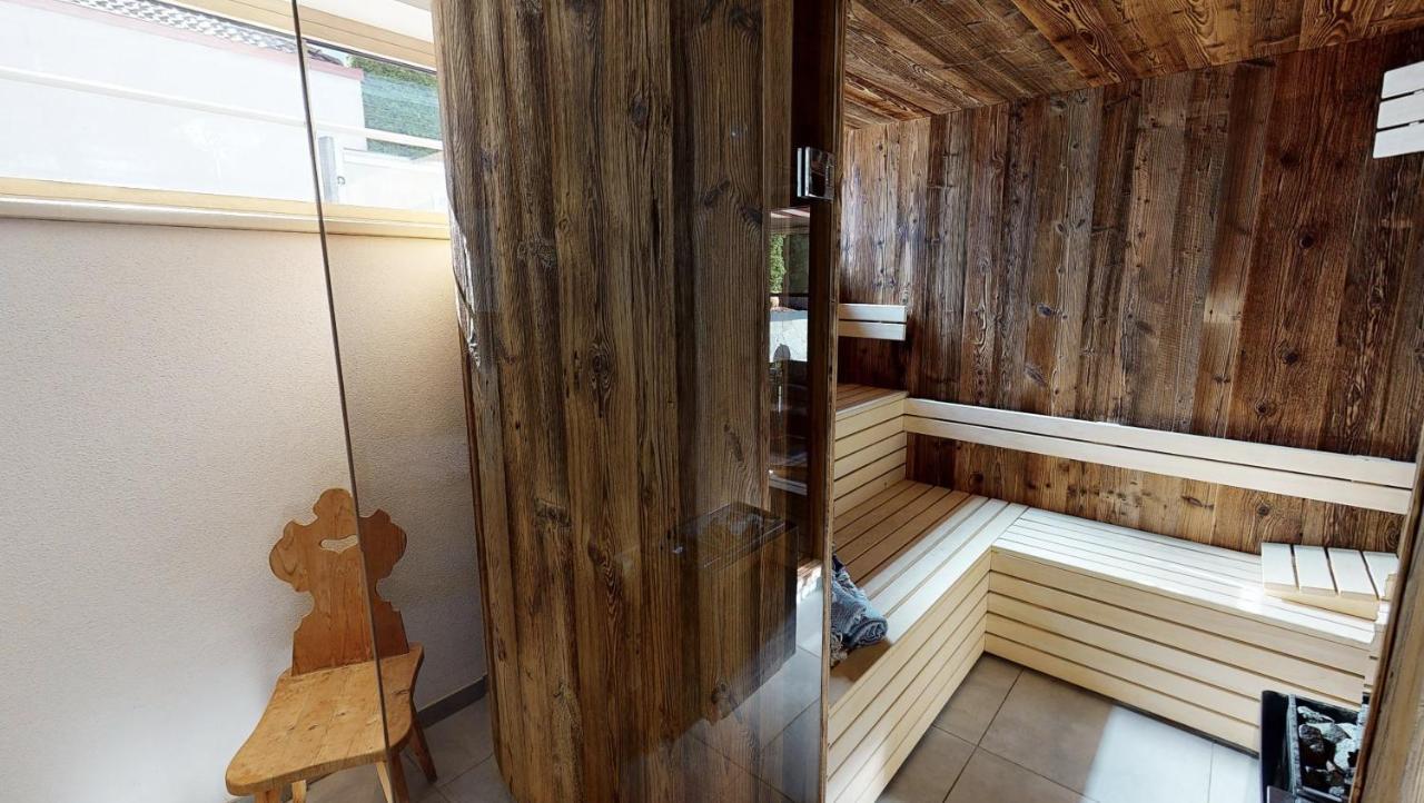 Appartements "Da Zillertaler Und Die Geigerin" Mayrhofen Exterior photo